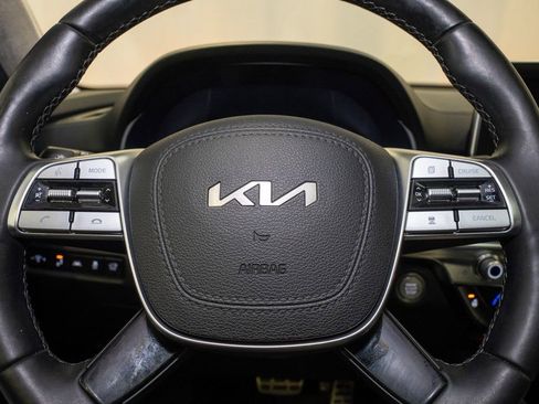 Used 2022 Kia Telluride SX w/ SX Prestige Package image 21