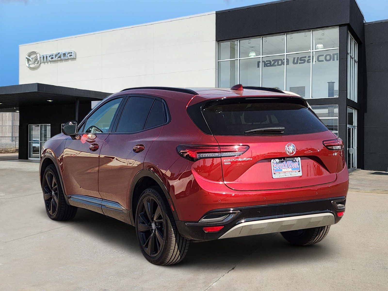 Used 2023 Buick Envision Essence w/ Sport Touring Package AWD/4WD image 4
