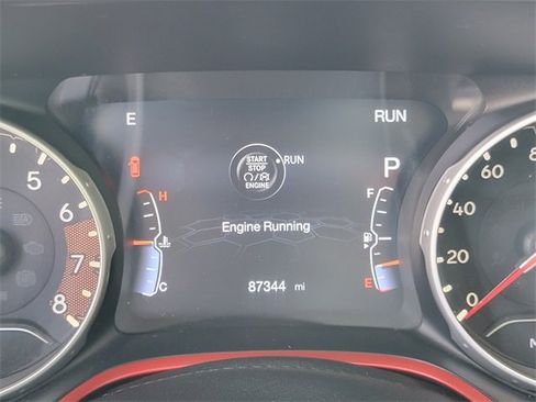 Used 2020 Jeep Compass Trailhawk image 20