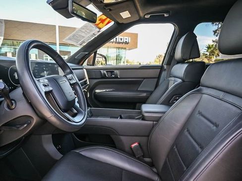 Certified 2025 Hyundai Santa Fe Calligraphy image 13