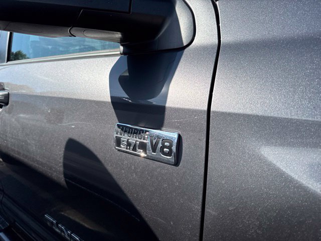 Used 2021 Toyota Tundra Limited w/ Limited Premium Package AWD/4WD image 8