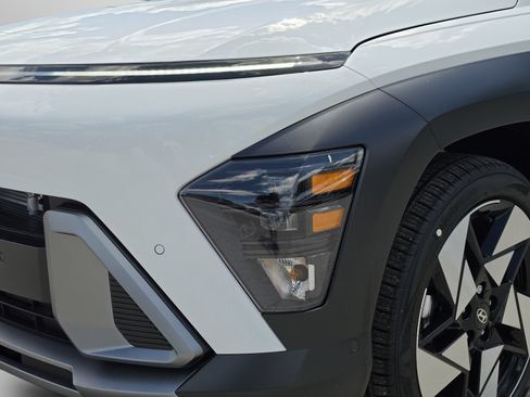 New 2026 Hyundai Kona Limited FWD image 38