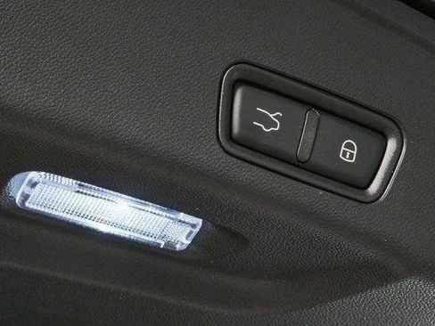 Used 2023 Maserati Grecale Modena AWD/4WD image 30