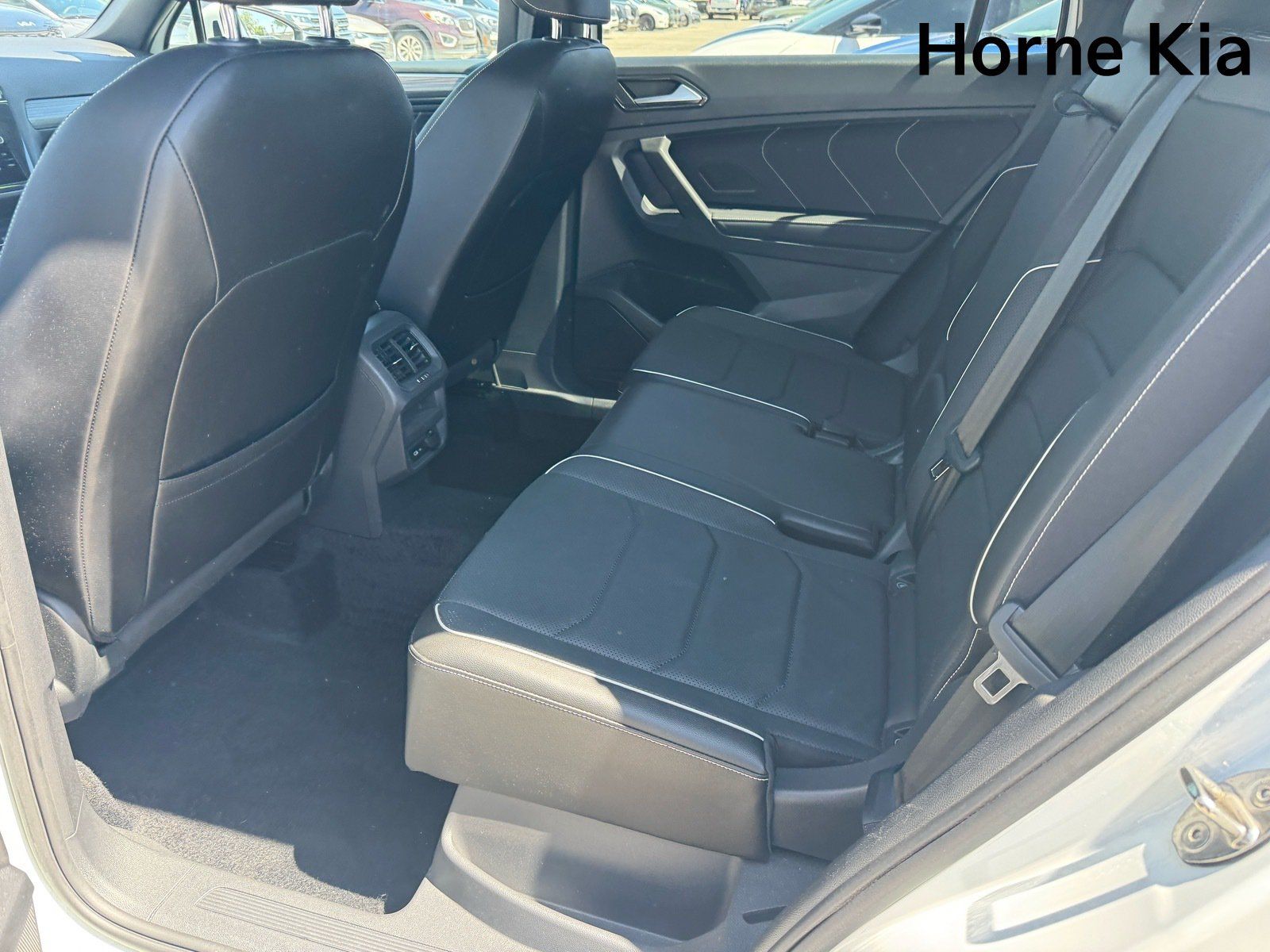 Used 2022 Volkswagen Tiguan SEL R-Line AWD/4WD image 13