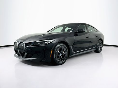 Used 2023 BMW i4 eDrive35 w/ Premium Package RWD image 3