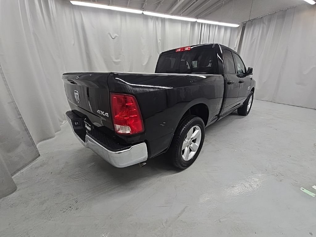 Used 2024 RAM 1500 Classic SLT AWD/4WD image 3