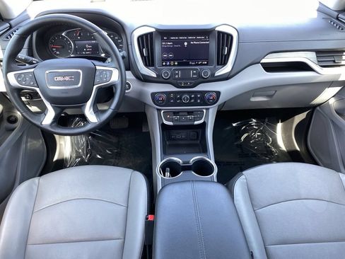 Used 2024 GMC Terrain SLT AWD/4WD image 17