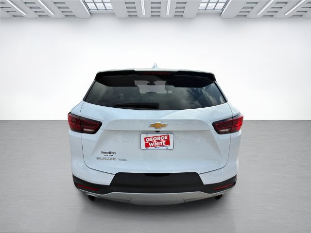 Used 2025 Chevrolet Blazer LT AWD/4WD image 5