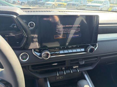 New 2026 Chevrolet Colorado LT w/ LT Convenience Package AWD/4WD image 20