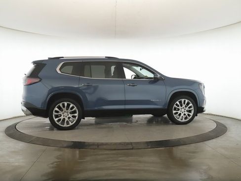 Used 2024 GMC Acadia Denali w/ Super Cruise Package image 6