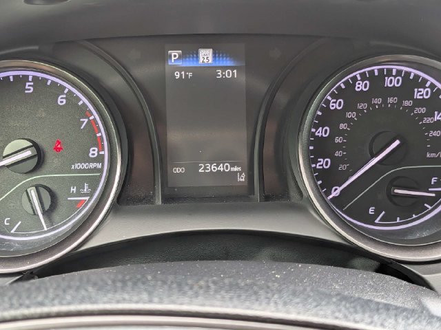 Used 2021 Toyota Camry SE FWD image 24