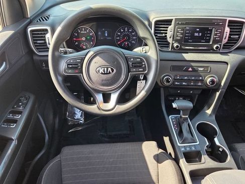 Used 2017 Kia Sportage LX w/ LX Popular Package AWD/4WD image 11