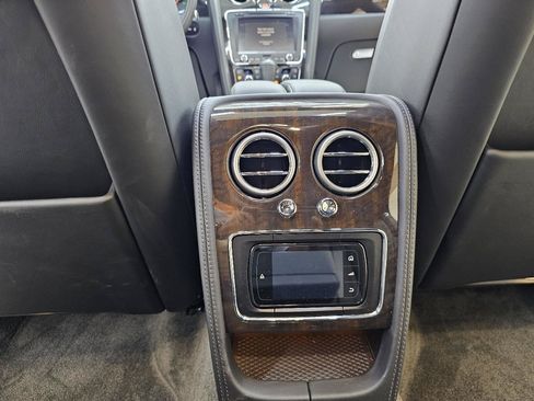 Used 2014 Bentley Flying Spur W12 AWD/4WD image 28