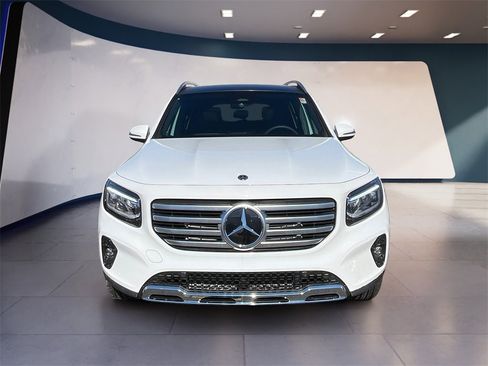 New 2026 Mercedes-Benz GLB 250 4MATIC image 5