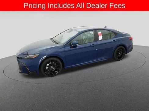 New 2026 Toyota Camry SE FWD image 2