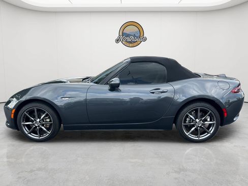Used 2016 MAZDA MX-5 Miata Grand Touring RWD image 27