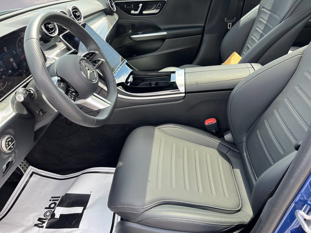 Certified 2026 Mercedes-Benz C 300 4MATIC Sedan image 8