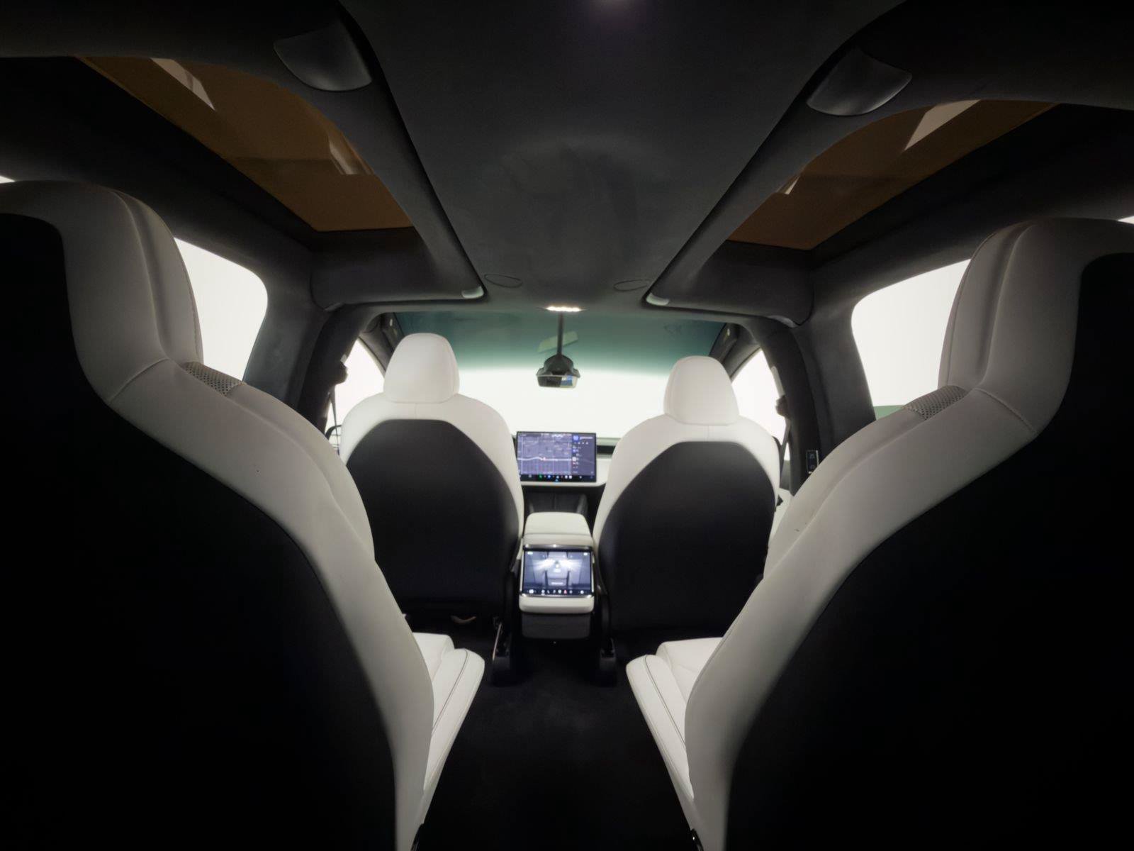 Used 2023 Tesla Model X Plaid AWD/4WD image 17