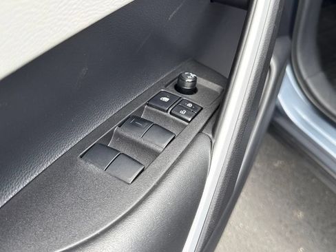 Certified 2026 Toyota Corolla Cross L FWD image 18