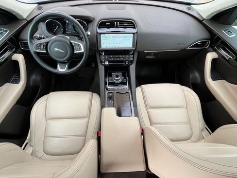 Used 2020 Jaguar F-PACE Prestige image 15