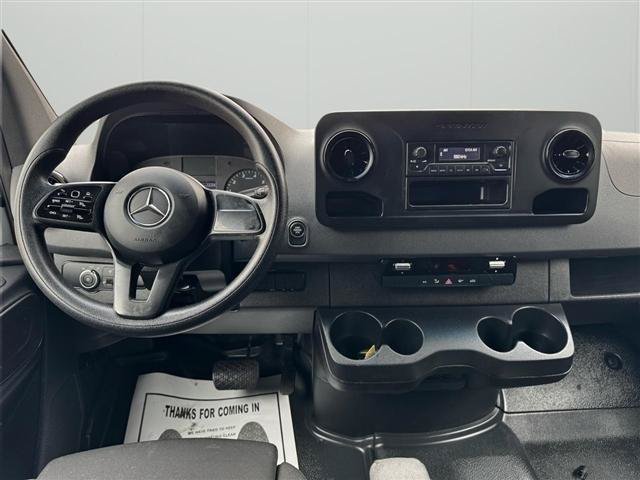 Used 2021 Mercedes-Benz Sprinter 1500 image 20