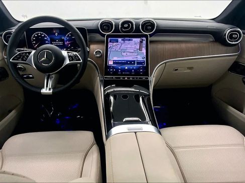 Certified 2023 Mercedes-Benz GLC 300 image 19