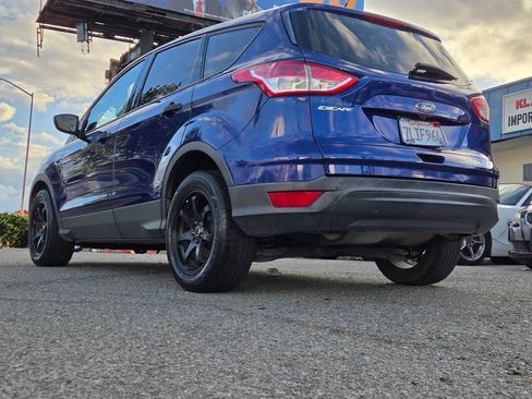 Used 2015 Ford Escape S FWD image 17