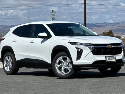 New 2026 Chevrolet Trax LS w/ LS Convenience Package image 1