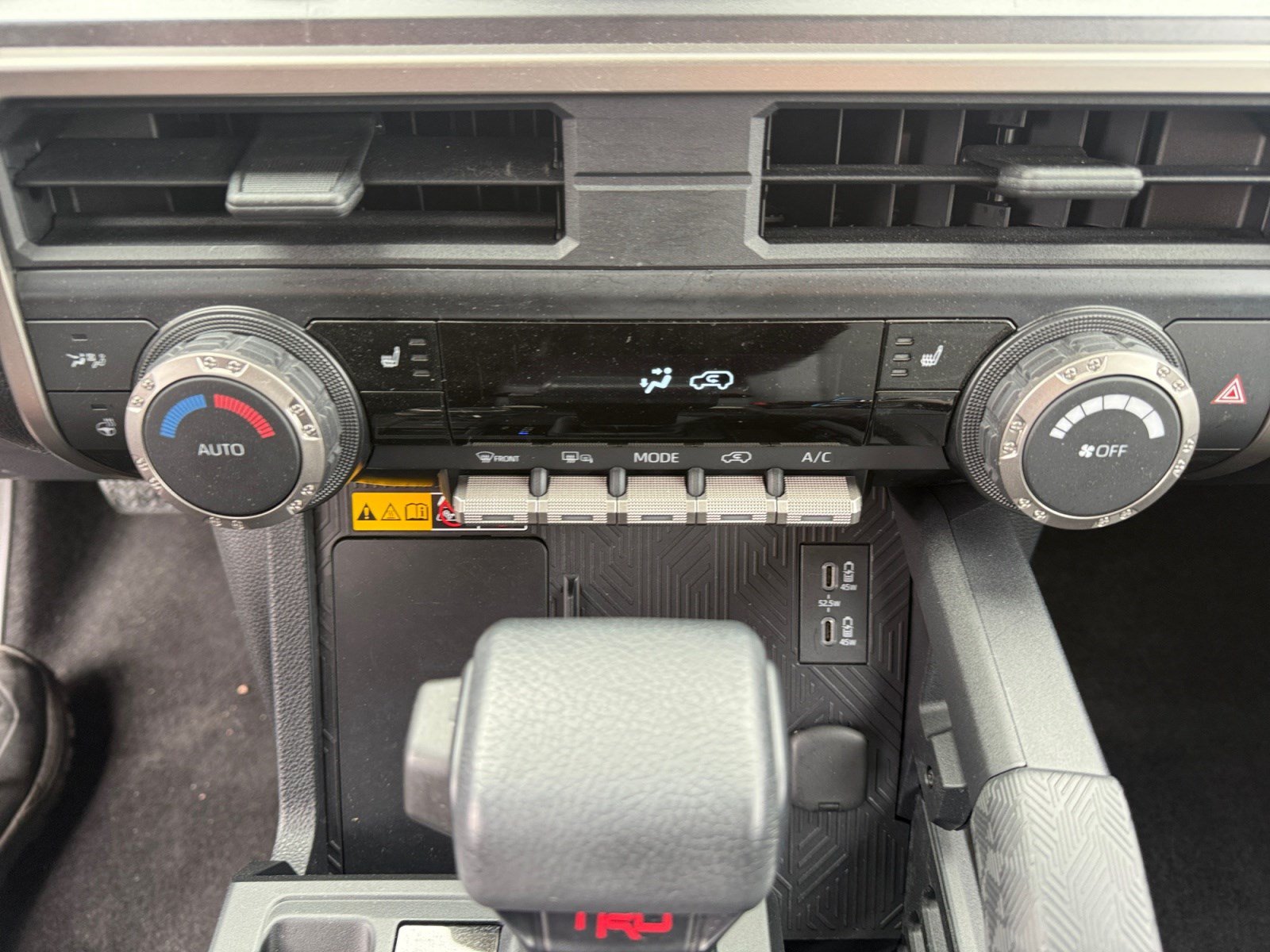 Certified 2026 Toyota 4Runner TRD Off-Road AWD/4WD image 12
