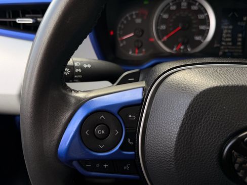 Used 2020 Toyota Corolla SE w/ SE Premium Package image 45