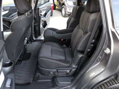 Used 2019 Subaru Ascent Premium AWD/4WD image 32