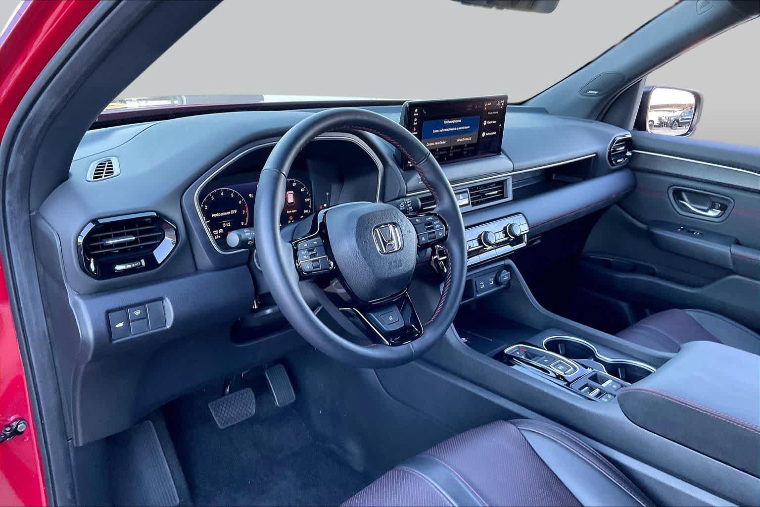 Used 2026 Honda Pilot Black Edition image 17