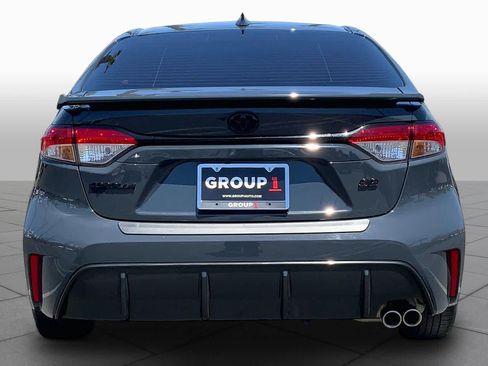 Certified 2025 Toyota Corolla SE w/ SE Premium Package FWD image 4