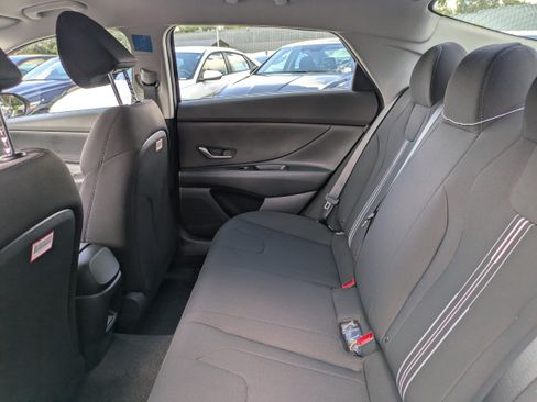 New 2026 Hyundai Elantra Blue image 13