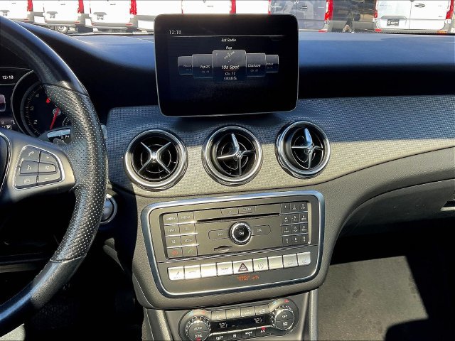 Used 2019 Mercedes-Benz GLA 250 4MATIC image 11