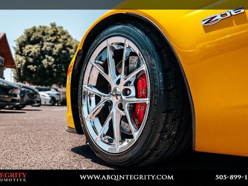 Used 2009 Chevrolet Corvette Z06 w/ Preferred Equipment Group RWD image 19