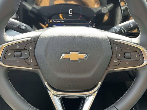 New 2026 Chevrolet Trax LT w/ Sunroof Package image 13