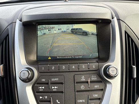 Used 2017 Chevrolet Equinox LT w/ Convenience Package image 21