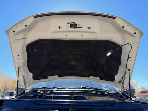 Used 2019 Ford F250 Lariat w/ Lariat Ultimate Package image 3