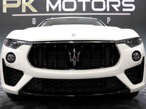 Used 2022 Maserati Levante Modena image 13