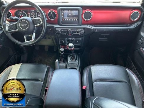 Used 2018 Jeep Wrangler Unlimited Rubicon w/ Steel Bumper Group image 15