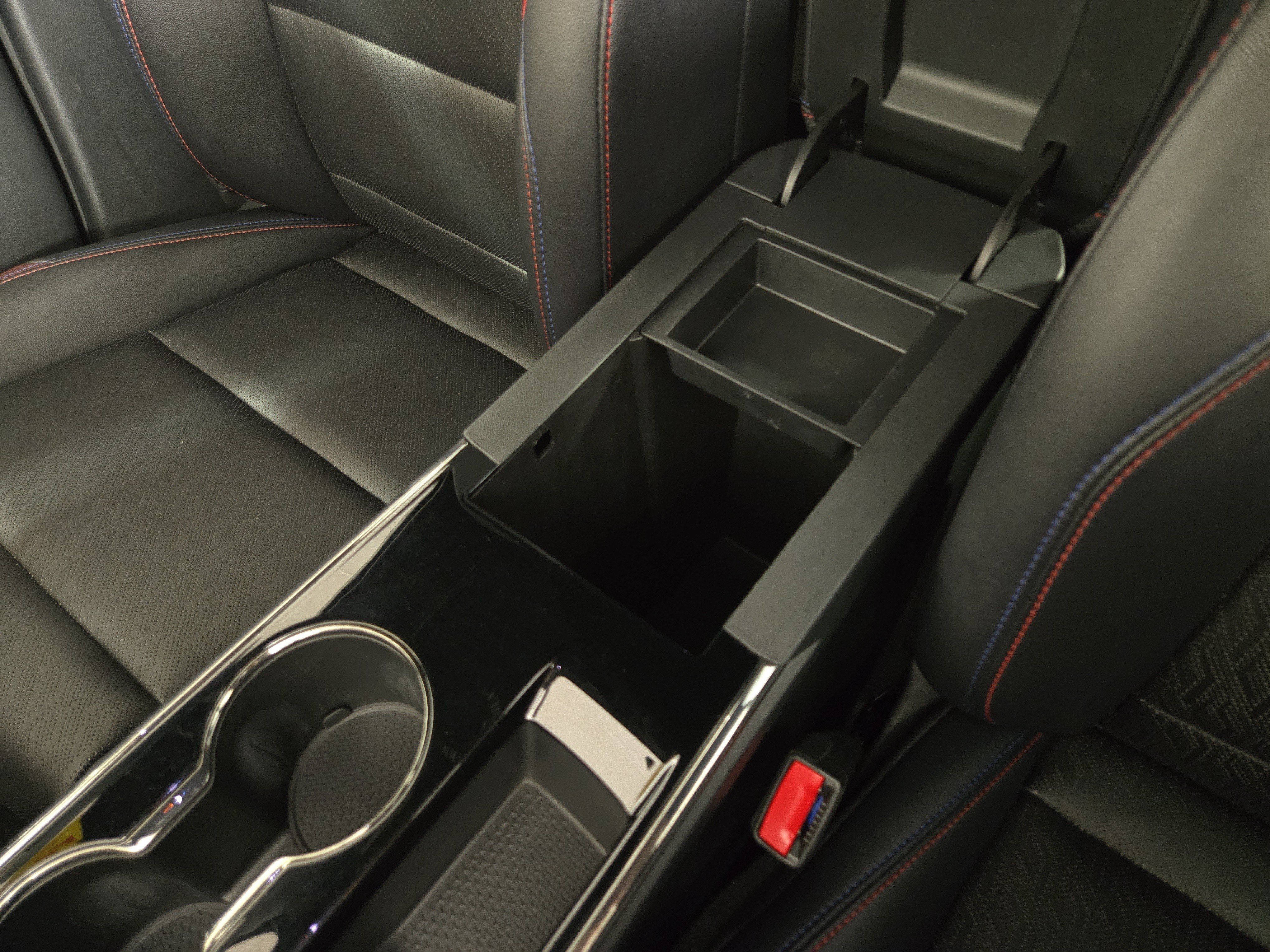 Used 2025 Chevrolet Equinox RS w/ Safety and Technology Package FWD image 29