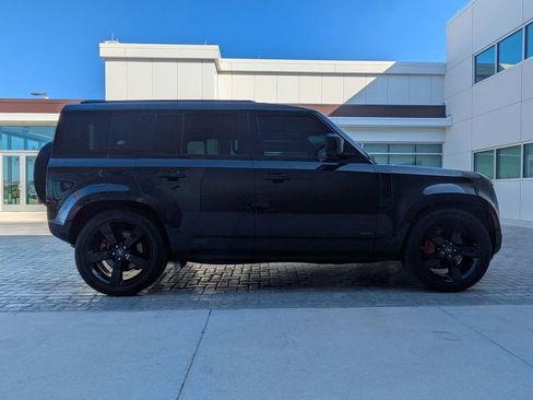 Certified 2021 Land Rover Defender 110 X AWD/4WD image 4