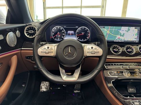 Used 2019 Mercedes-Benz E 450 4MATIC Cabriolet image 40