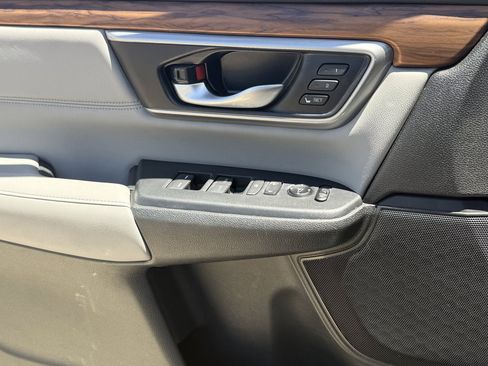 Certified 2020 Honda CR-V Touring image 19