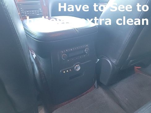 Used 2007 Cadillac Escalade AWD w/ Information Package image 37