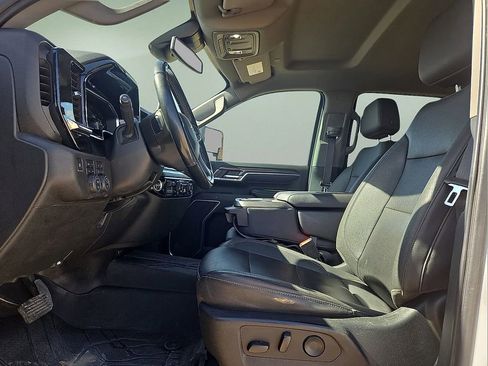 Used 2024 Chevrolet Silverado 2500 LTZ image 22