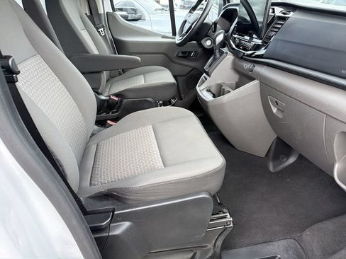 Used 2024 Ford Transit 350 XLT RWD image 9