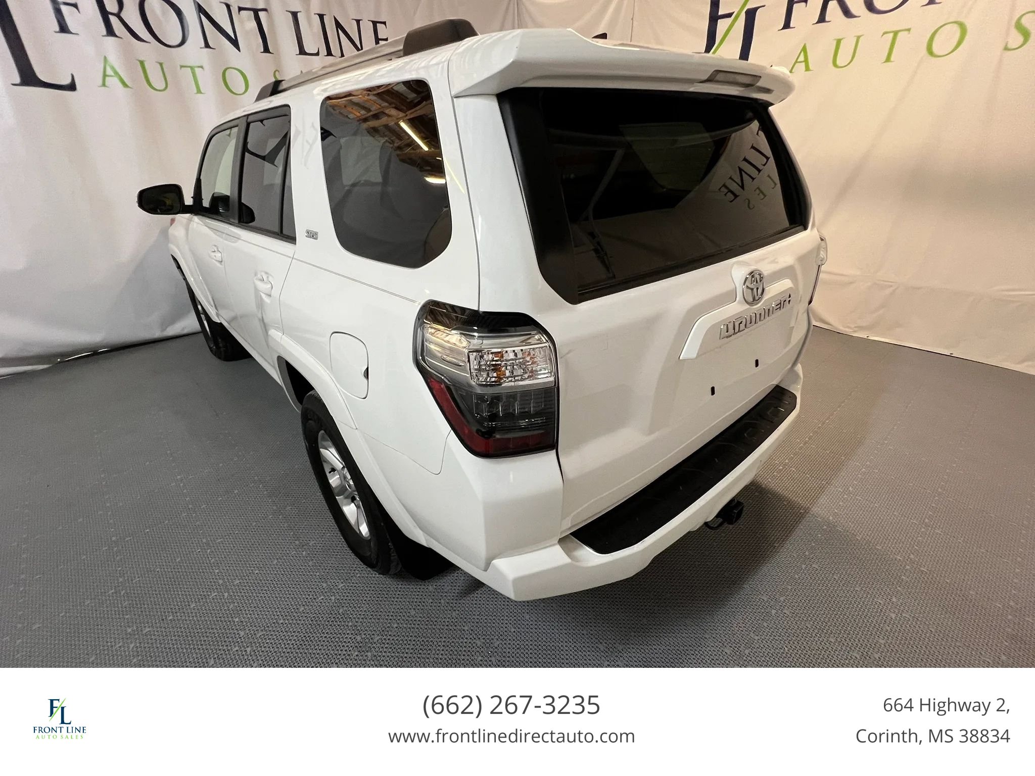 Used 2022 Toyota 4Runner SR5 Premium w/ Moonroof Package RWD image 5