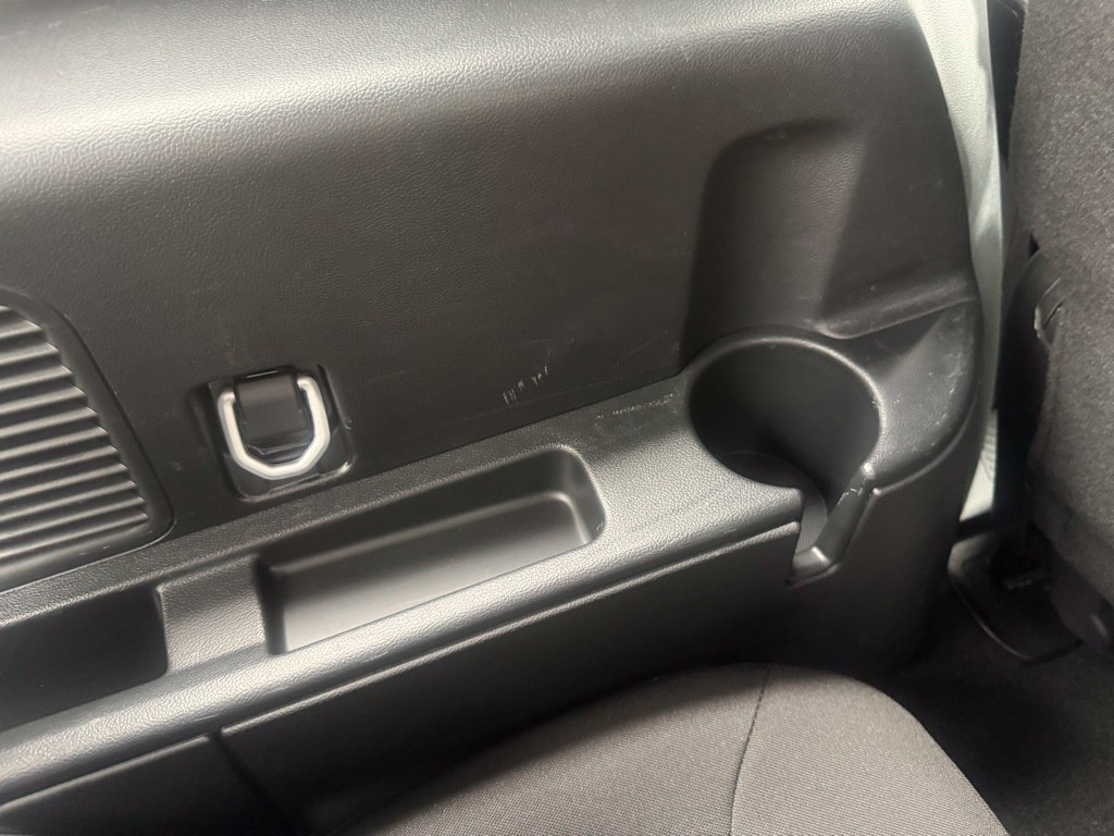 Used 2024 Ford Explorer XLT AWD/4WD image 39